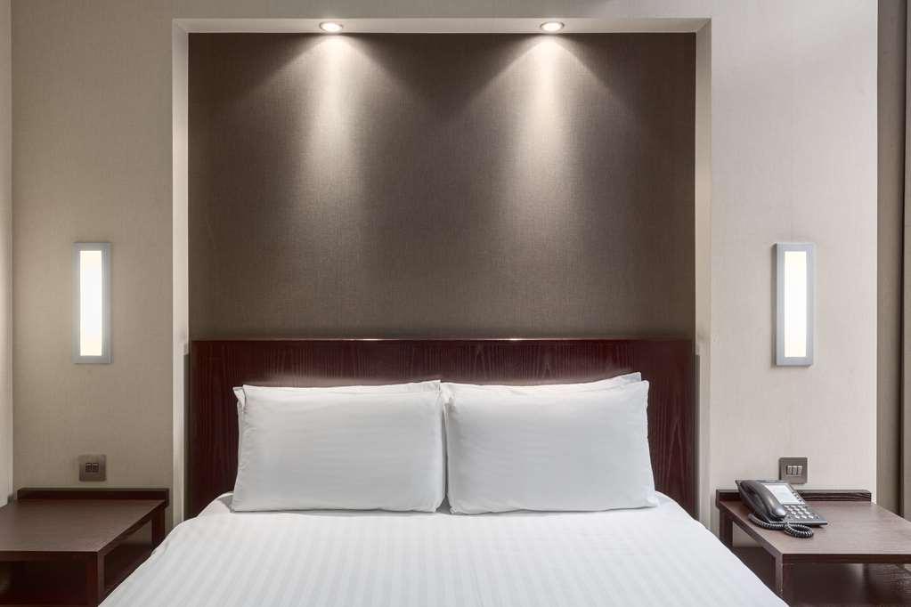 Nh London Kensington Hotel Kamer foto